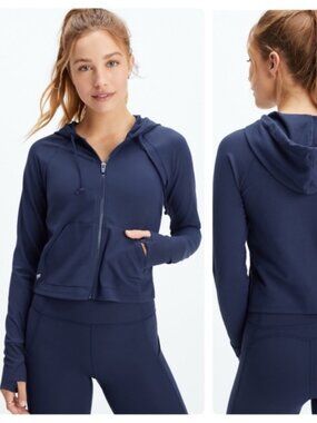 Fabletics Bailey Cropped PureLuxe Hoodie Sage Green Women’s Medium M Soft